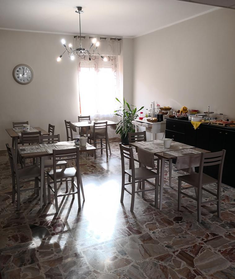 Hotel Doc Канелли Экстерьер фото