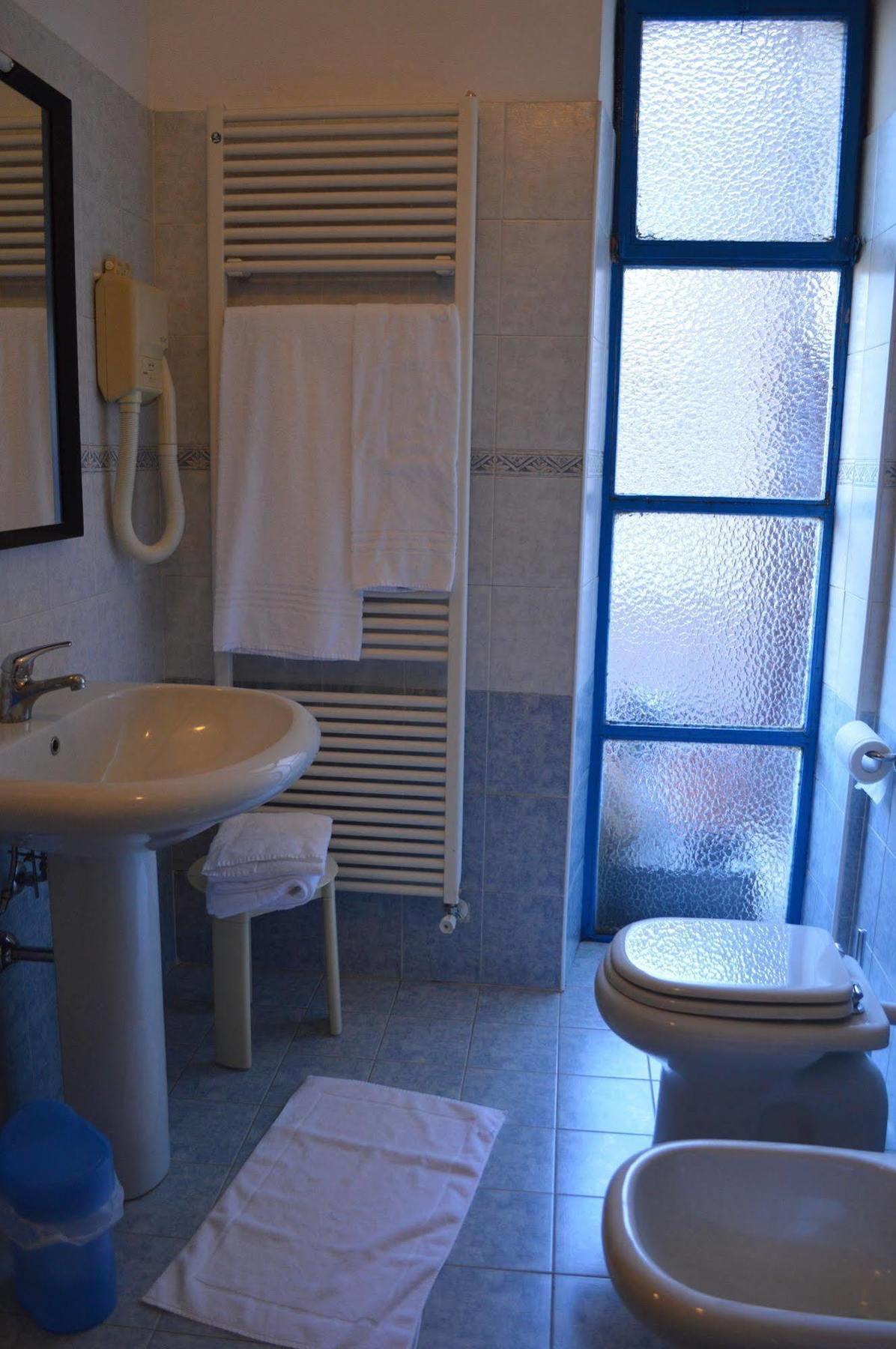 Hotel Doc Канелли Экстерьер фото